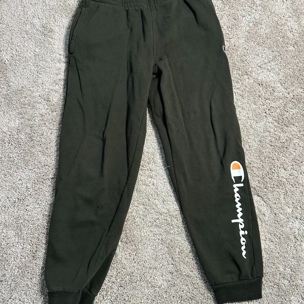💚 Green Champion Sweatpants Size Large (Boys) 💚